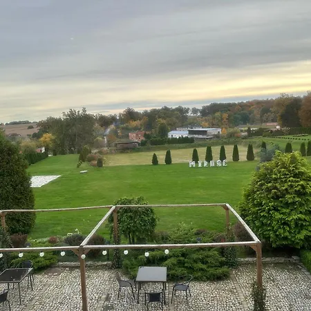 Nocleg ze śniadaniem Stary Folwark 3*