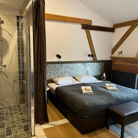 B&B Stary Folwark 3*
