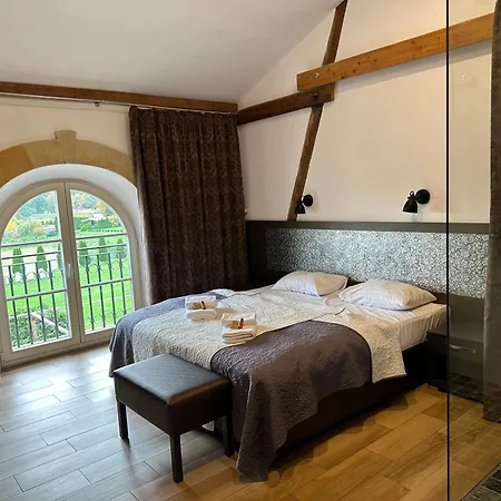 Stary Folwark B&B Machnice