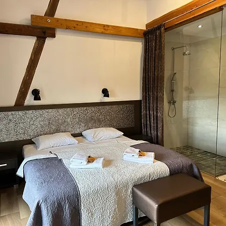 Stary Folwark Machnice