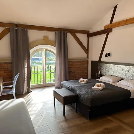 Stary Folwark Nocleg ze śniadaniem